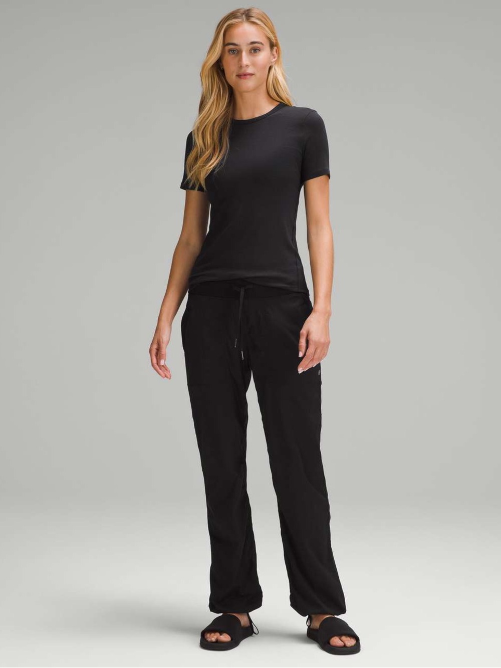 Lululemon Dance Studio Mid Rise Pants Short Black Size 2 Activewear Athleisure - Picture 6 of 12